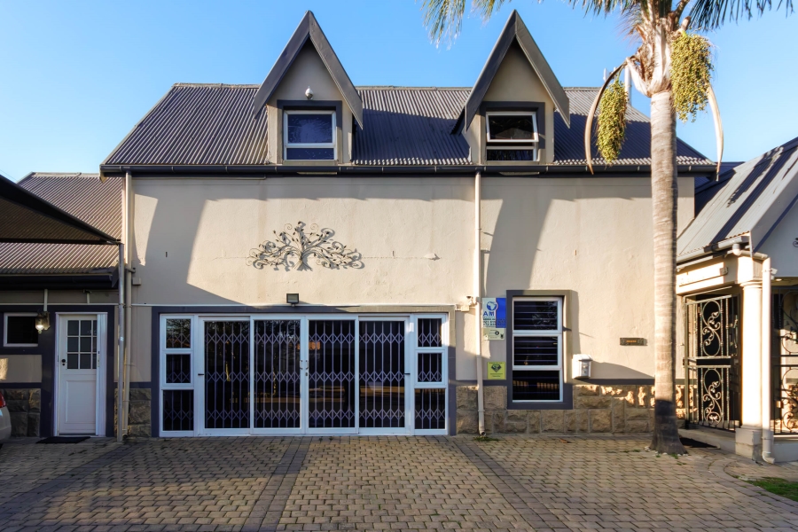 4 Bedroom Property for Sale in Goedehoop Western Cape
